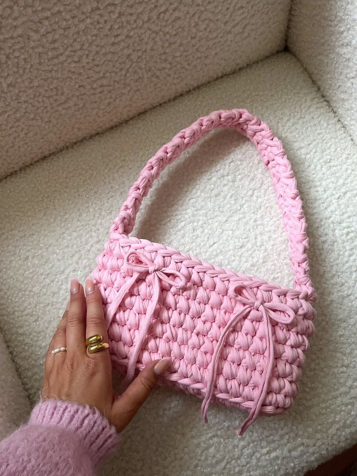 The Peony Petite Bow